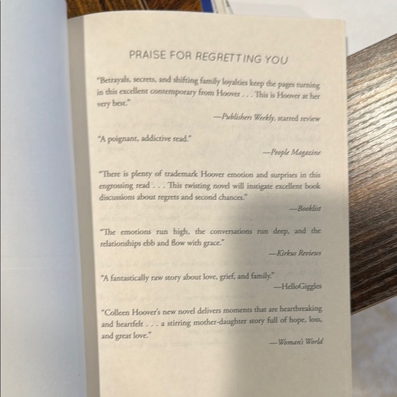 'Layla' Novel by Colleen Hoover - Picture 7 of 7